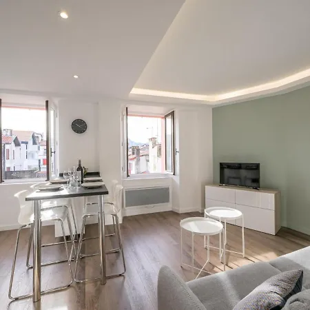 Appartement Appartement Saint-Jean-de-Luz, 2 pièces, 4 personnes - FR-1-239-526 *